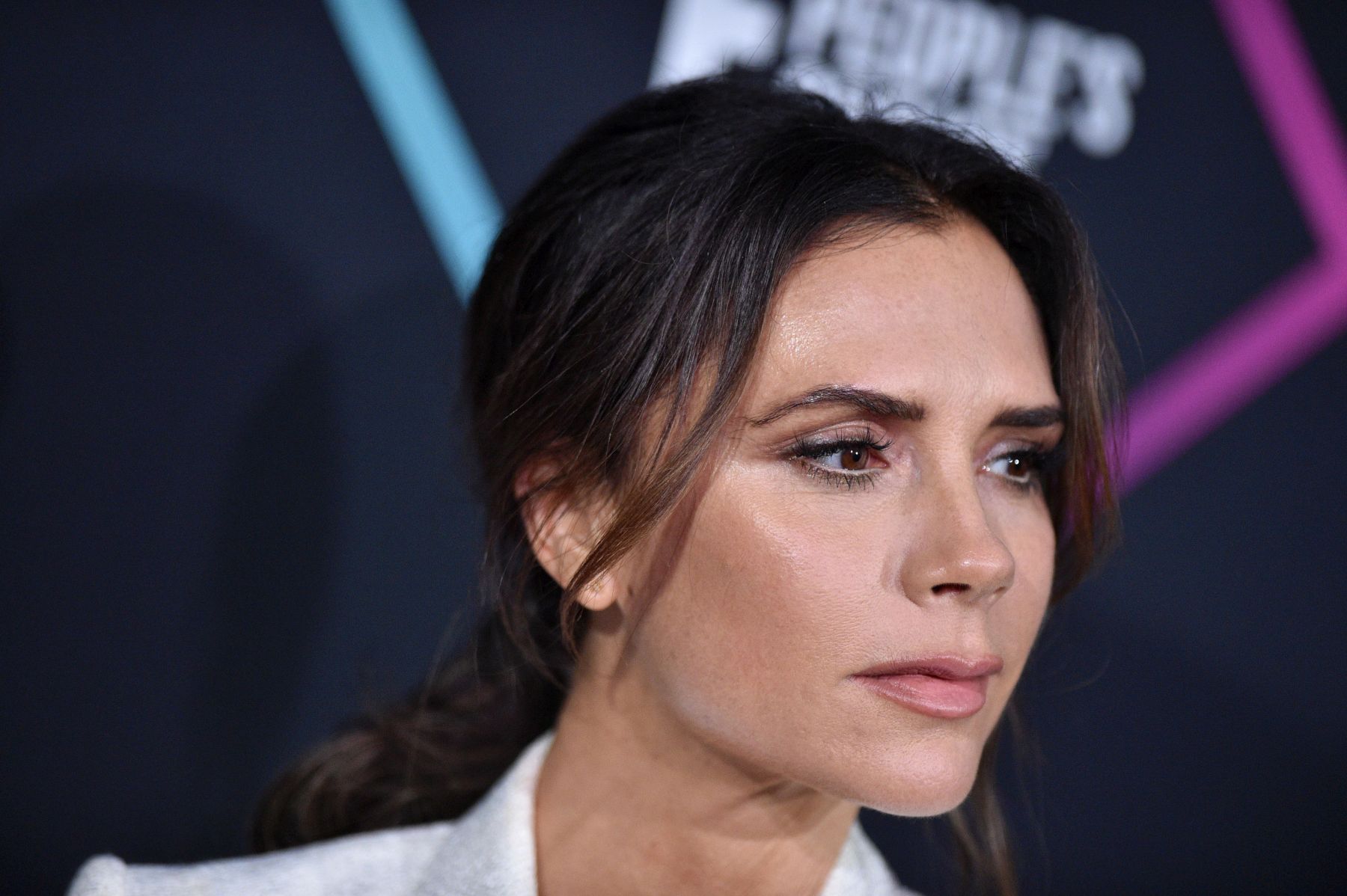 Victoria Beckham își lansează propriul canal de Youtube