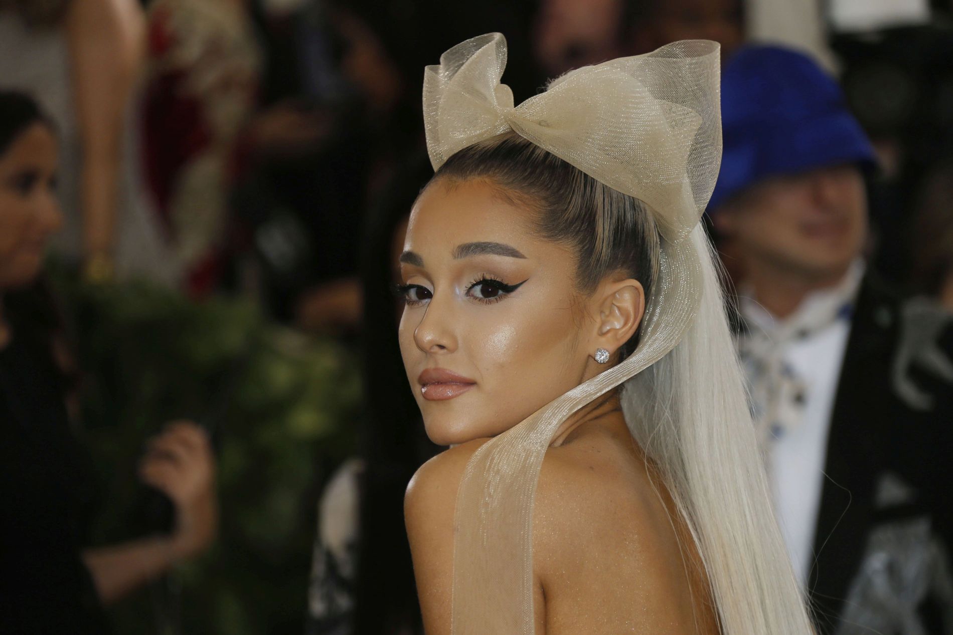 Ariana Grande nu a avut niciodată părul mai scurt decât acum