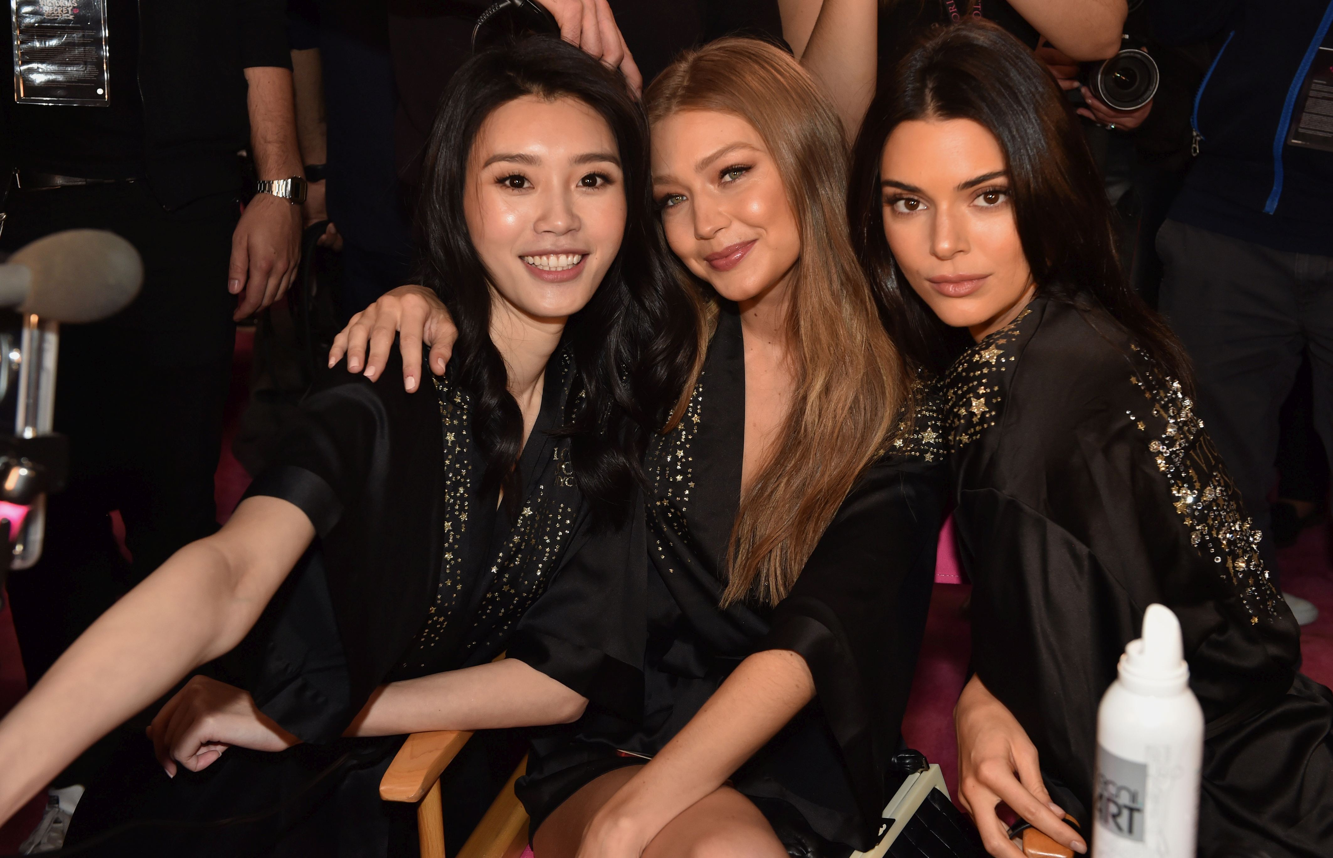 Backstage Victoria’s Secret Fashion Show 2018